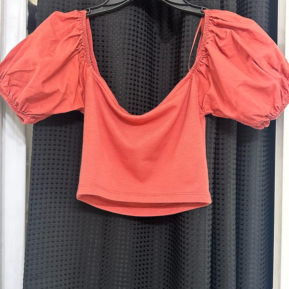 Women's Puff Sleeve Top in Coral
